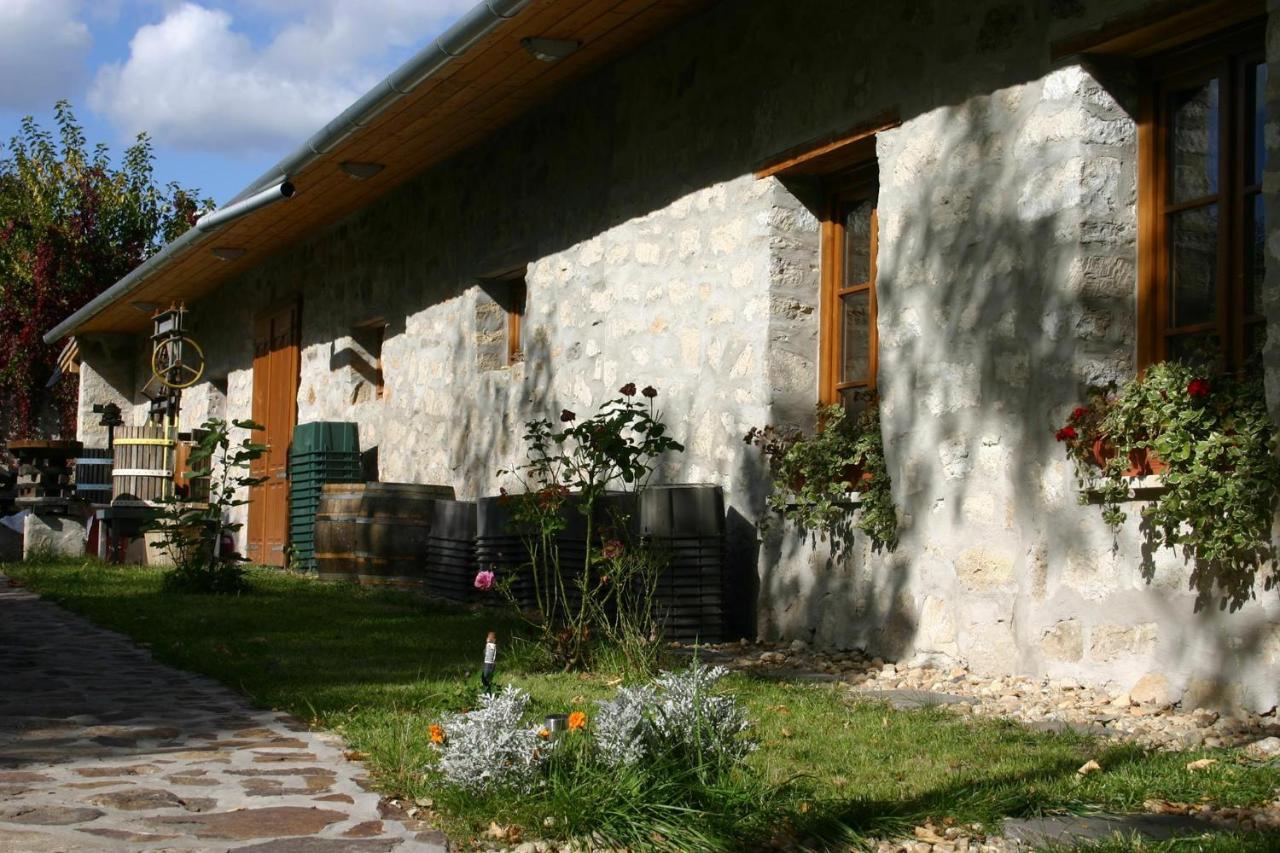 Karadi-Berger Vendeghaz Apartment Erdobenye Exterior photo